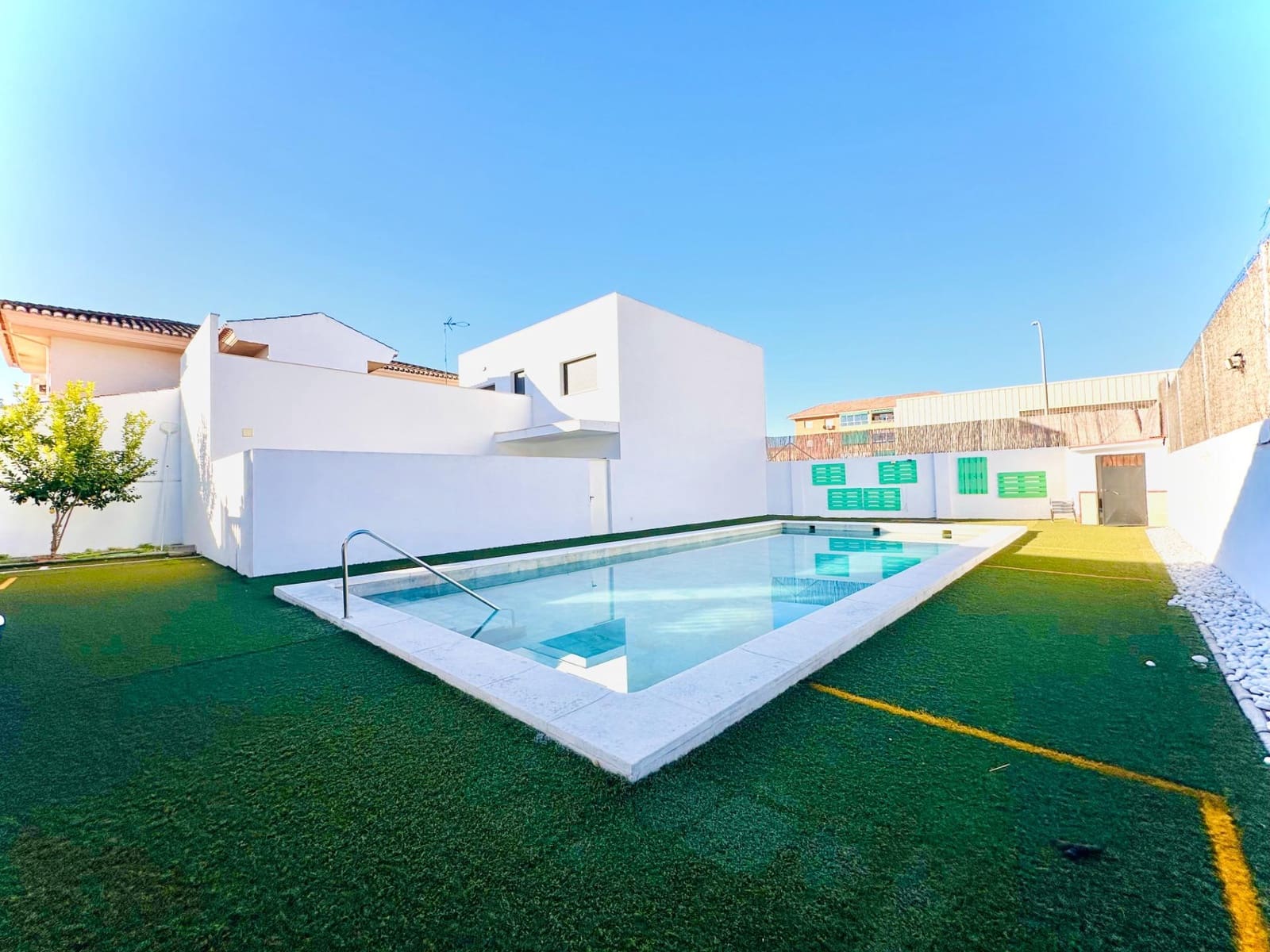 4 sypialnia Willa na sprzedaż w Santa Fe z basenem - 349 900 € (Ref: 9723800)