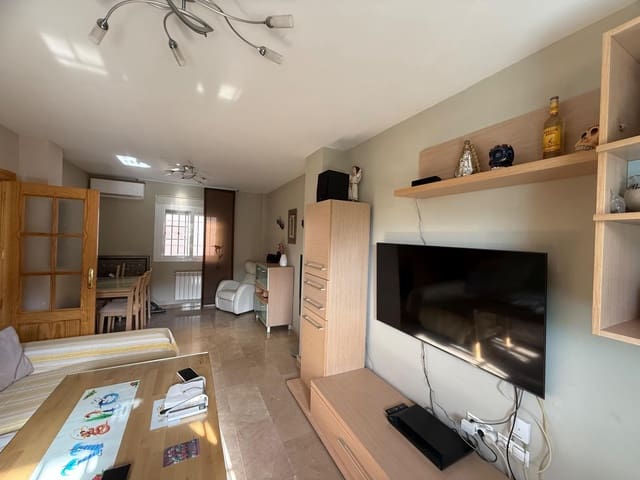 3 Zimmer Reihenhaus zu verkaufen in Gójar mit Garage - 229.900 € (Ref: 9723803)