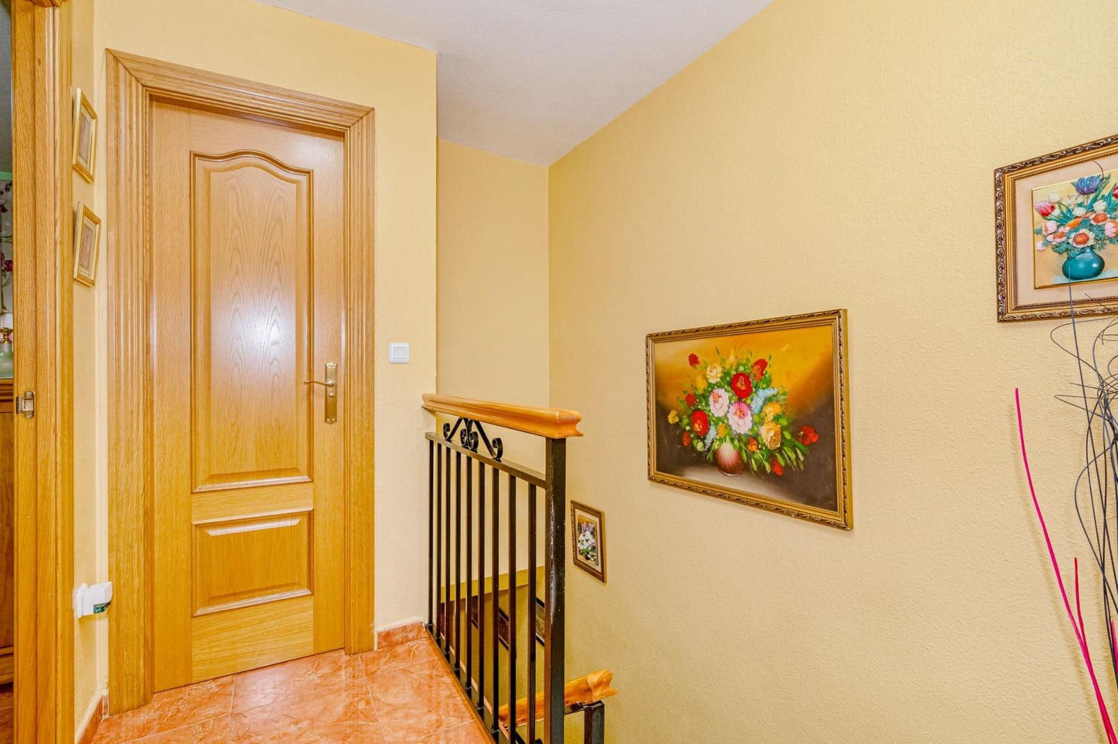 3 bedroom Terraced Villa for sale in Las Gabias with garage - € 218,000 (Ref: 9723804)