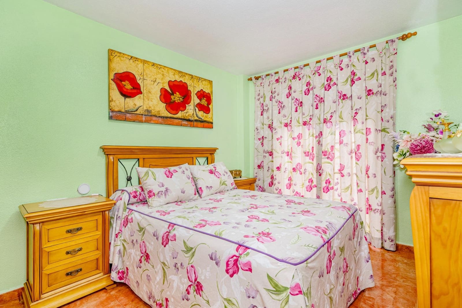 3 bedroom Terraced Villa for sale in Las Gabias with garage - € 218,000 (Ref: 9723804)