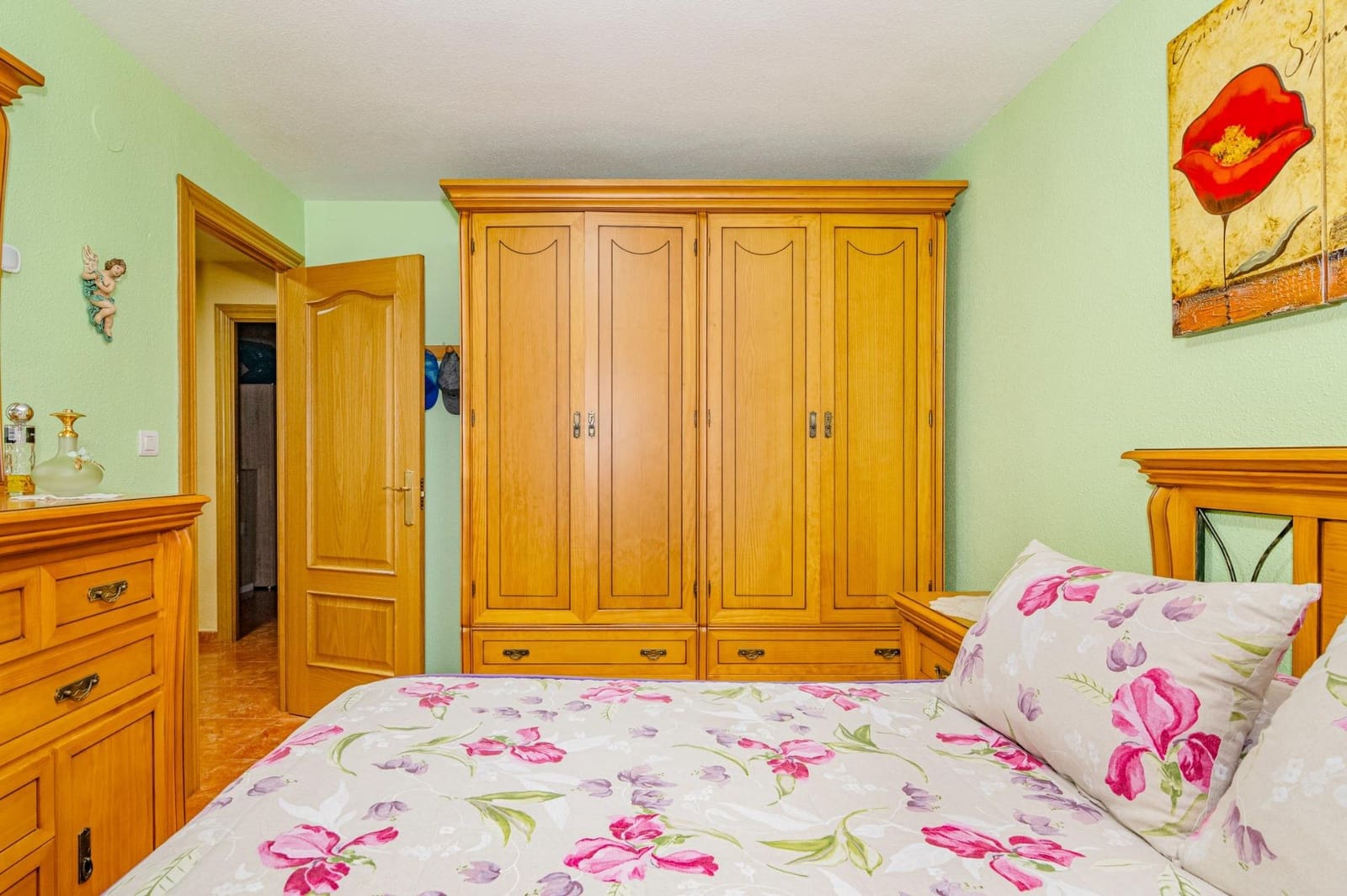 3 bedroom Terraced Villa for sale in Las Gabias with garage - € 218,000 (Ref: 9723804)