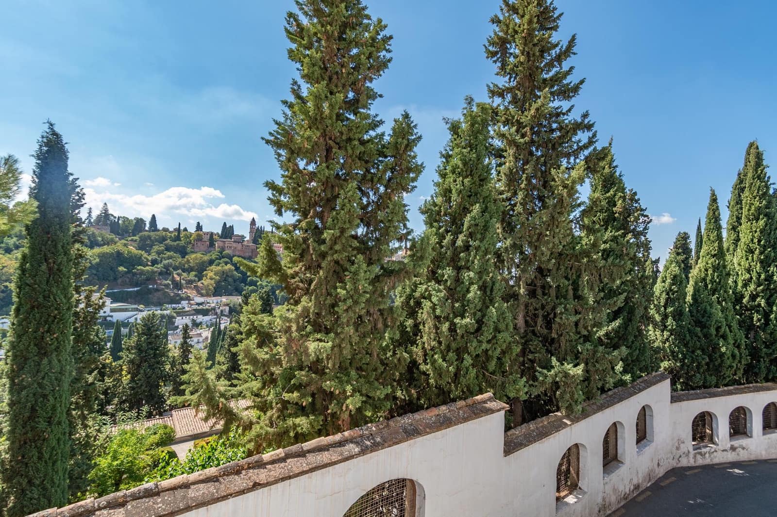 3 slaapkamer Huis te koop in Granada stad - € 440.000 (Ref: 9723807)