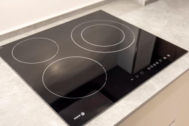 3 sypialnia Mieszkanie na sprzedaż w Figares, Miasto Grenada - 349 900 € (Ref: 9723809)