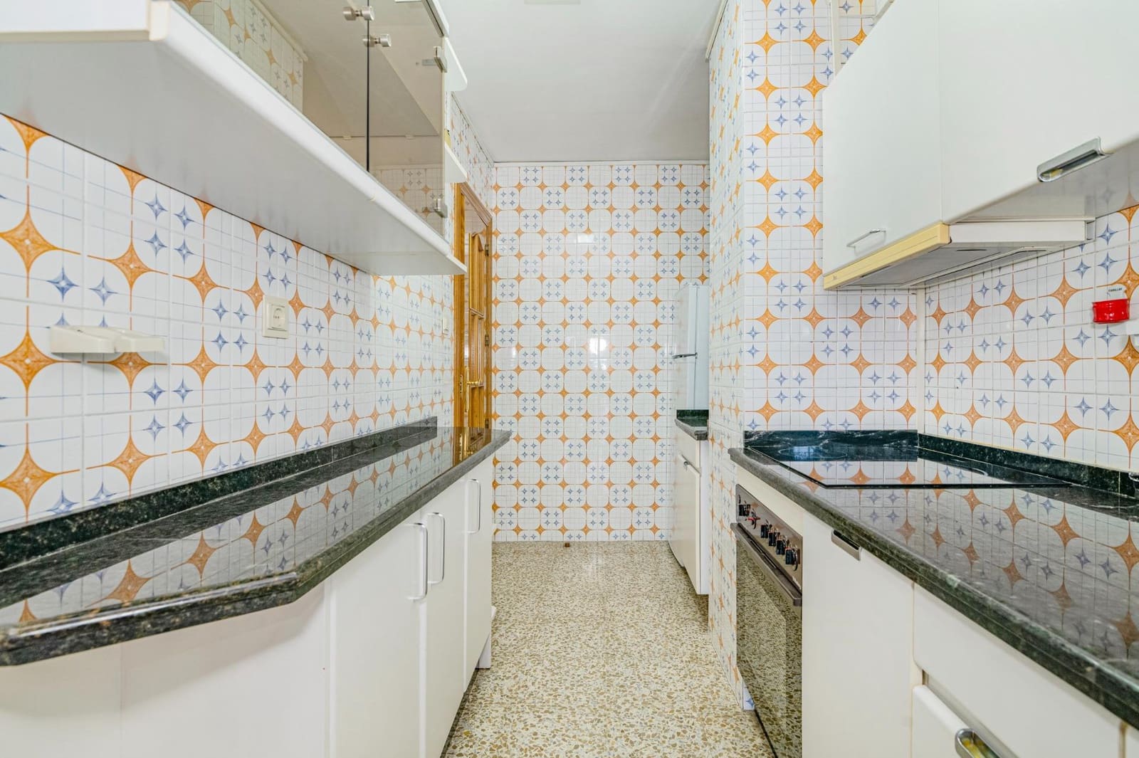 3 bedroom Flat for sale in Granada city - € 163,000 (Ref: 9726708)