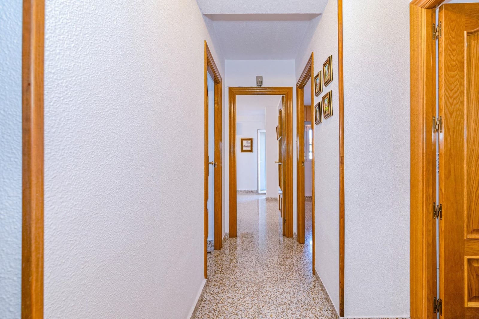 3 bedroom Flat for sale in Granada city - € 163,000 (Ref: 9726708)