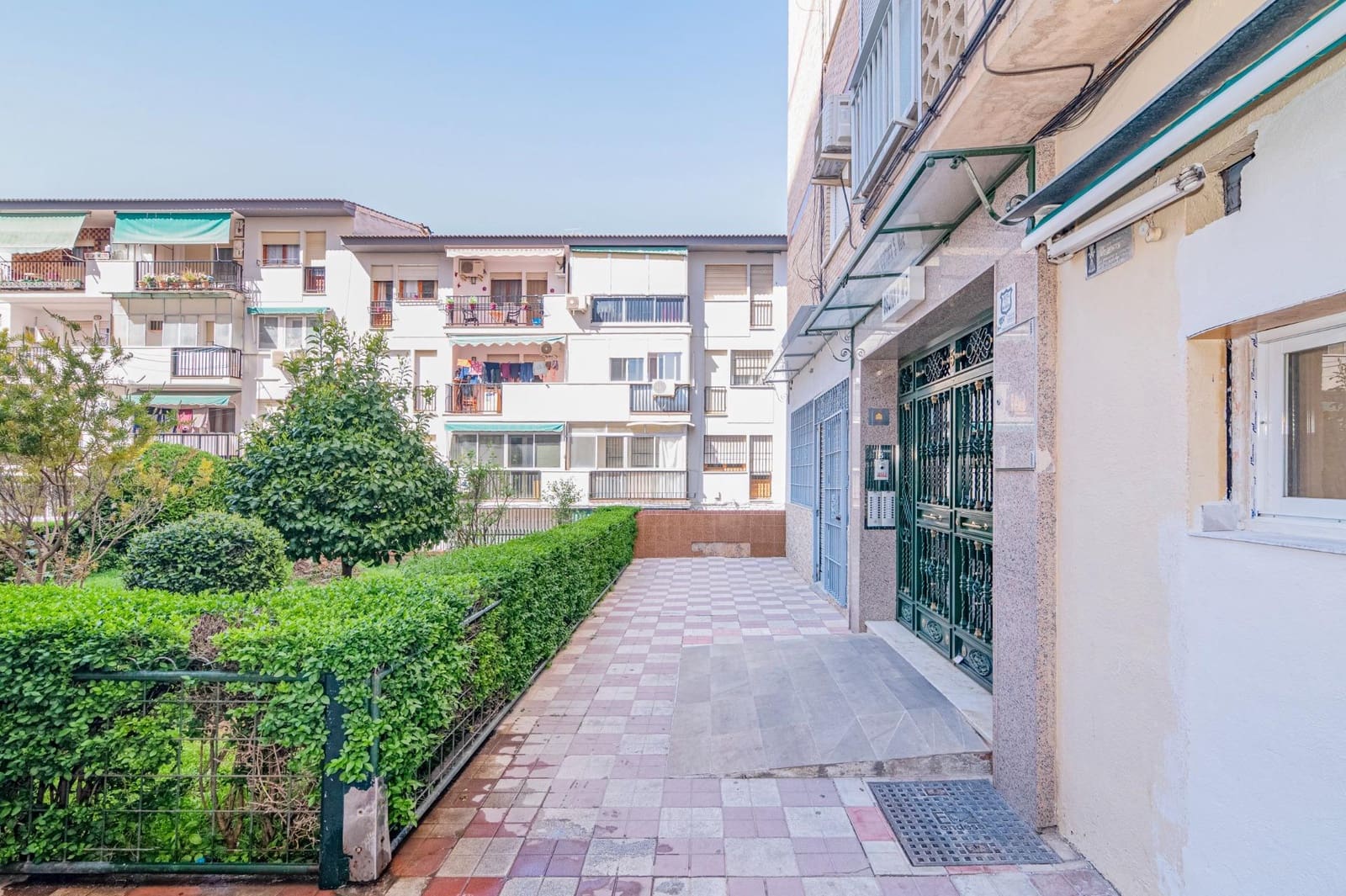 3 bedroom Flat for sale in Granada city - € 163,000 (Ref: 9726708)