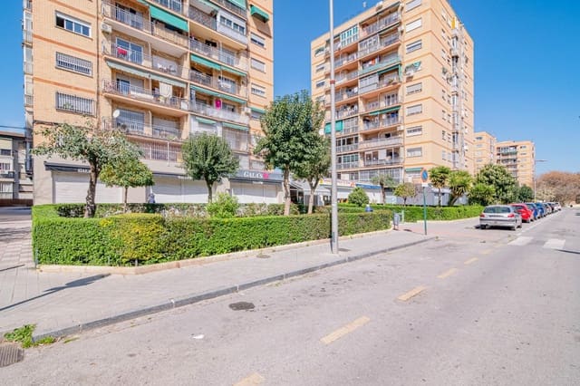 3 sovrum Lägenhet till salu i Poligono Cartuja - La Paz, Granada stad - 163 000 € (Ref: 9726708)