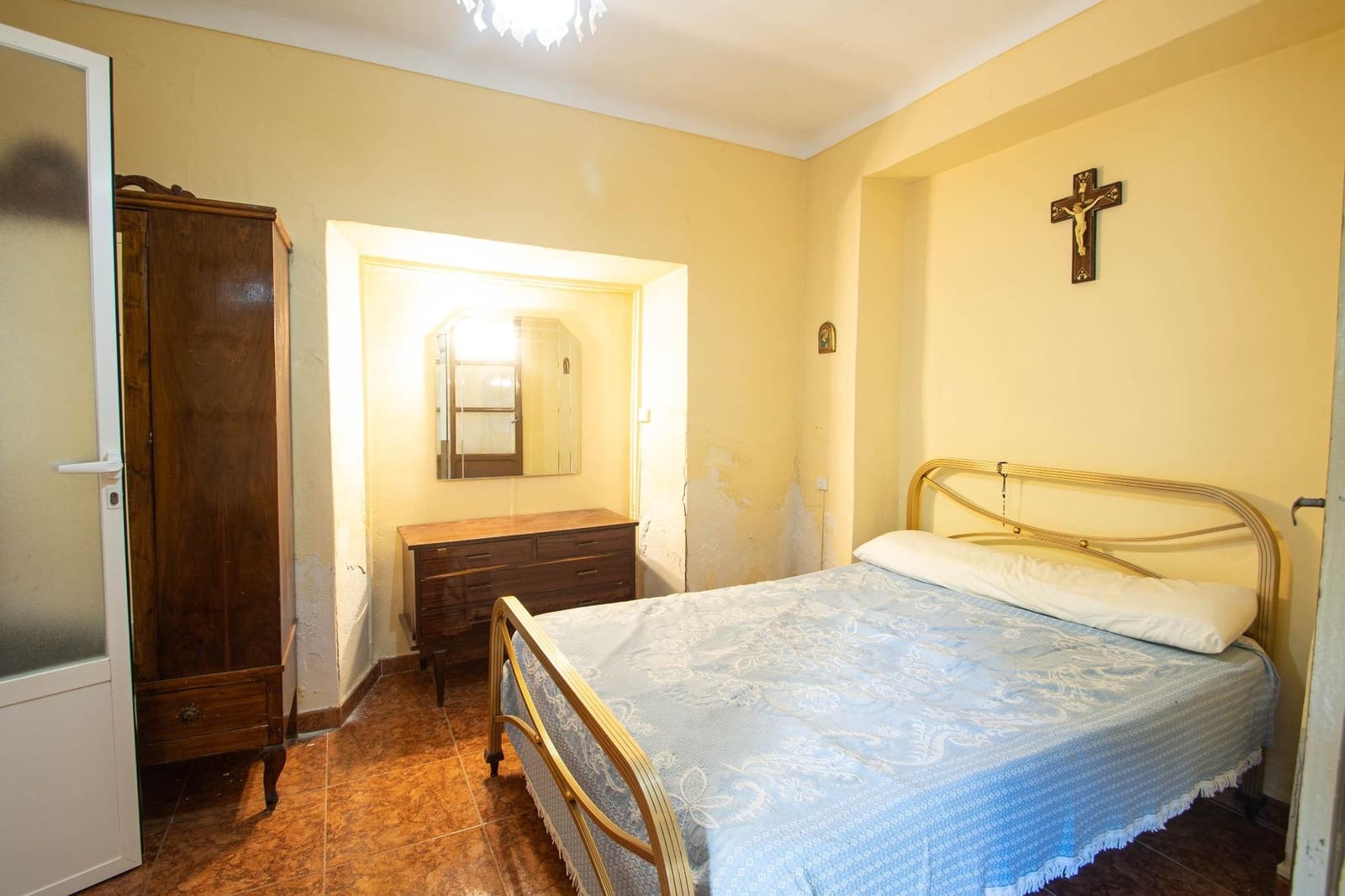 6 soveværelse Rækkehus til salg i Illora - € 89.000 (Ref: 9726709)