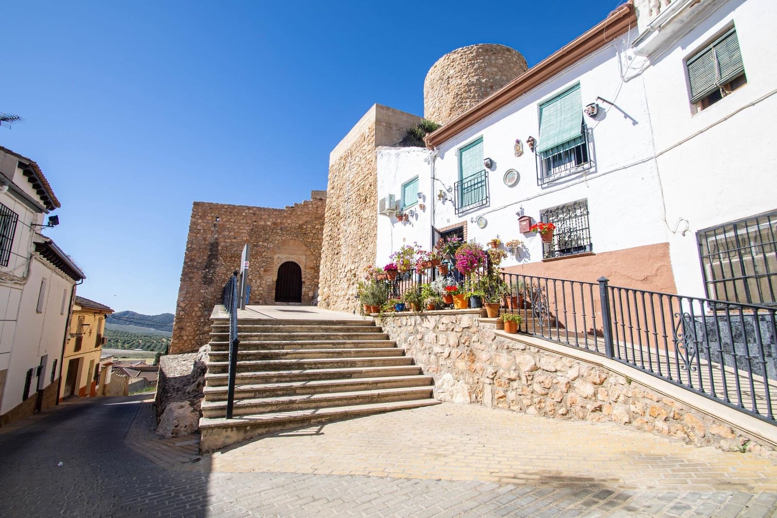 6 soveværelse Rækkehus til salg i Illora - € 89.000 (Ref: 9726709)