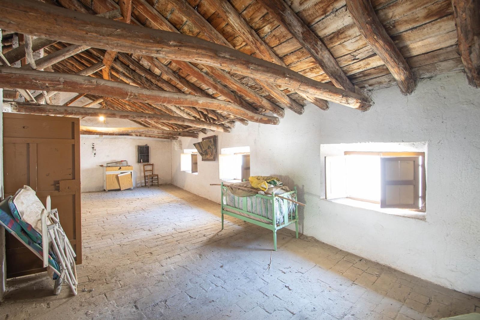 6 soveværelse Rækkehus til salg i Illora - € 89.000 (Ref: 9726709)