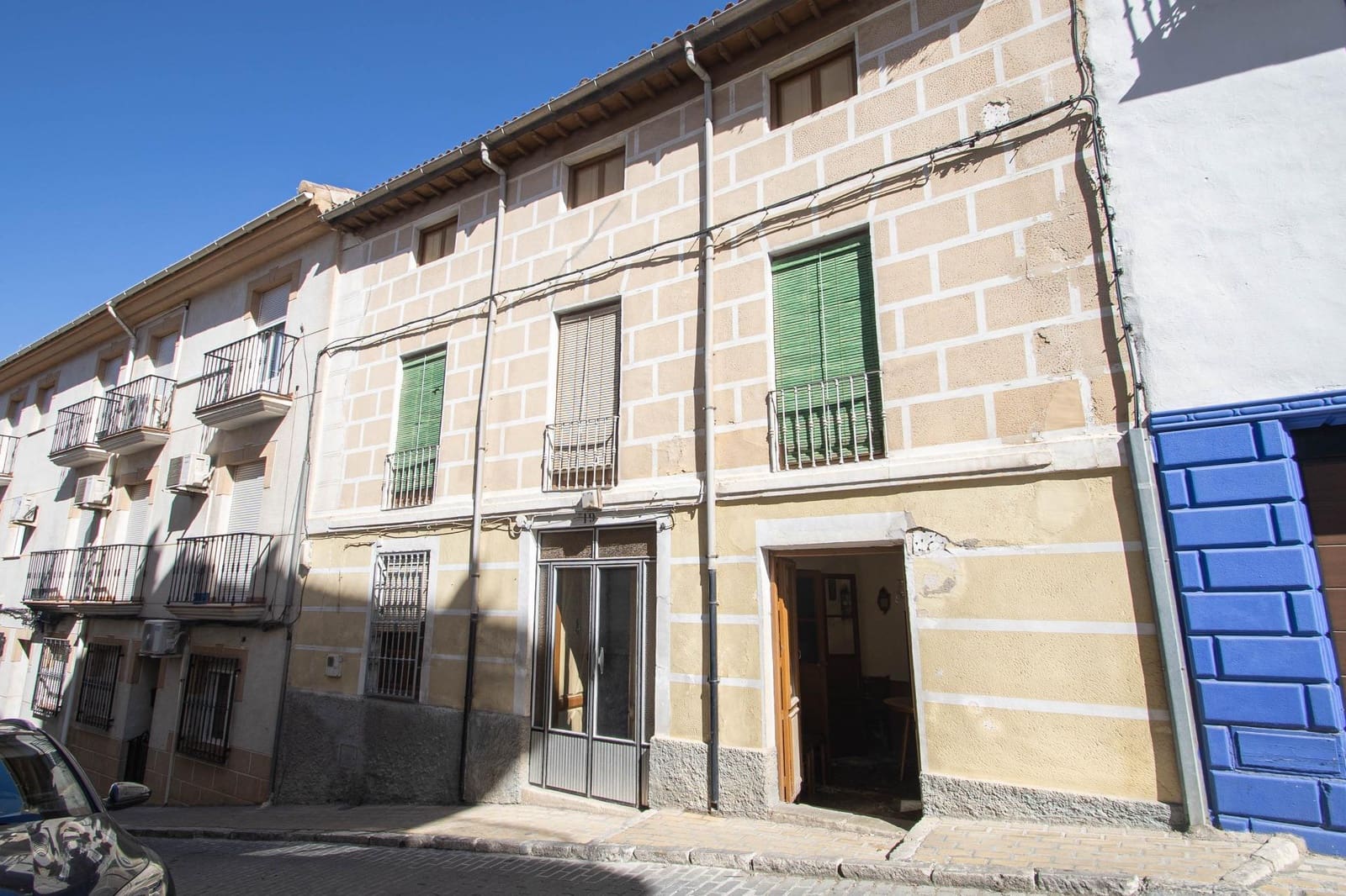 6 bedroom Terraced Villa for sale in Illora - € 89,000 (Ref: 9726709)