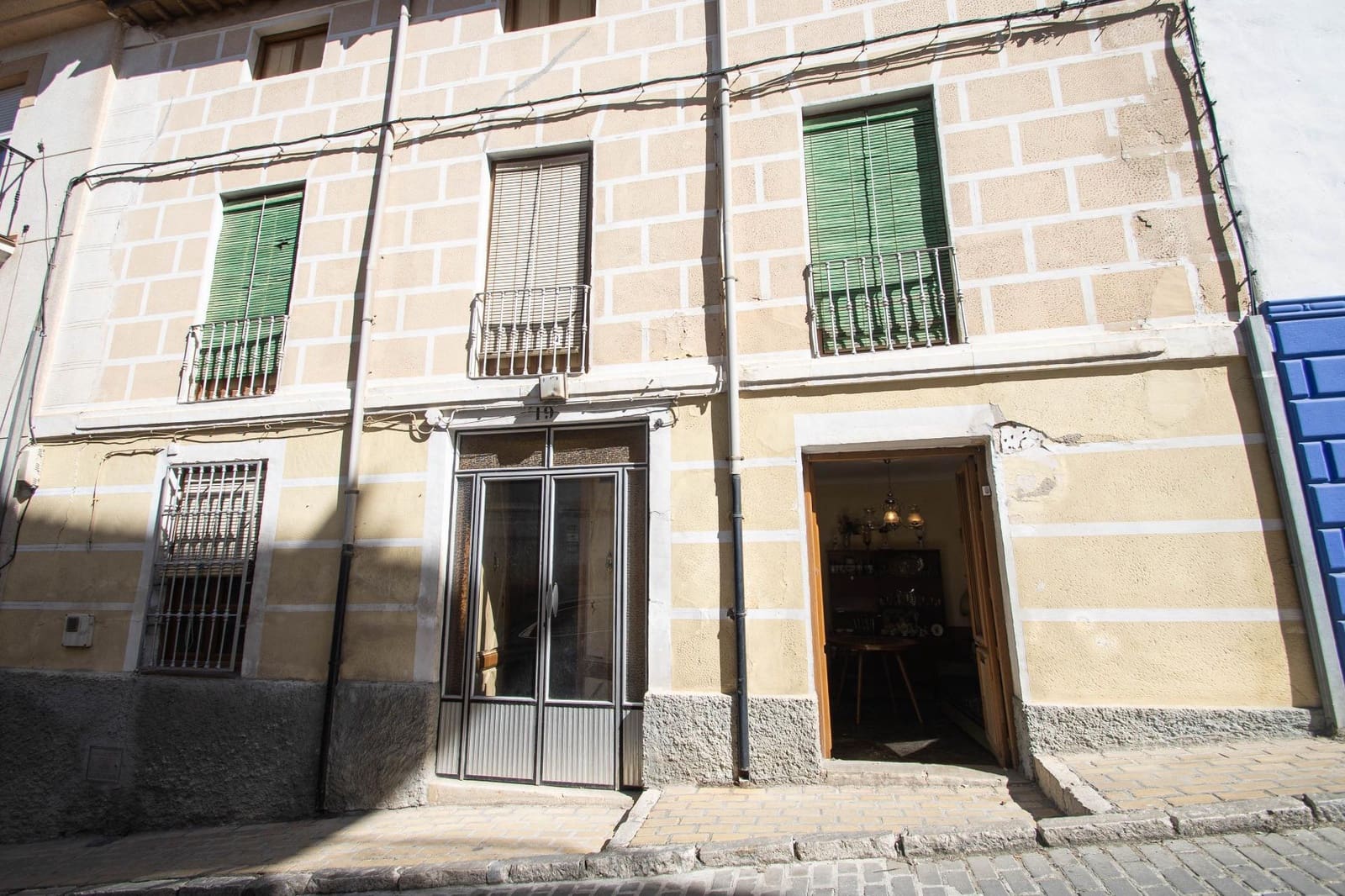 6 bedroom Terraced Villa for sale in Illora - € 89,000 (Ref: 9726709)