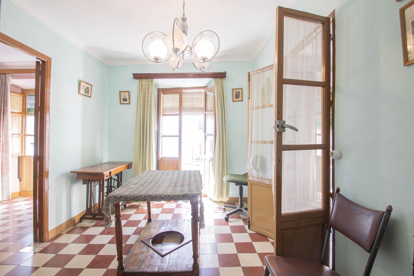 6 bedroom Terraced Villa for sale in Illora - € 89,000 (Ref: 9726709)