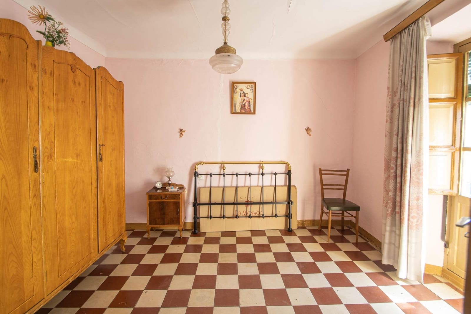 6 bedroom Terraced Villa for sale in Illora - € 89,000 (Ref: 9726709)