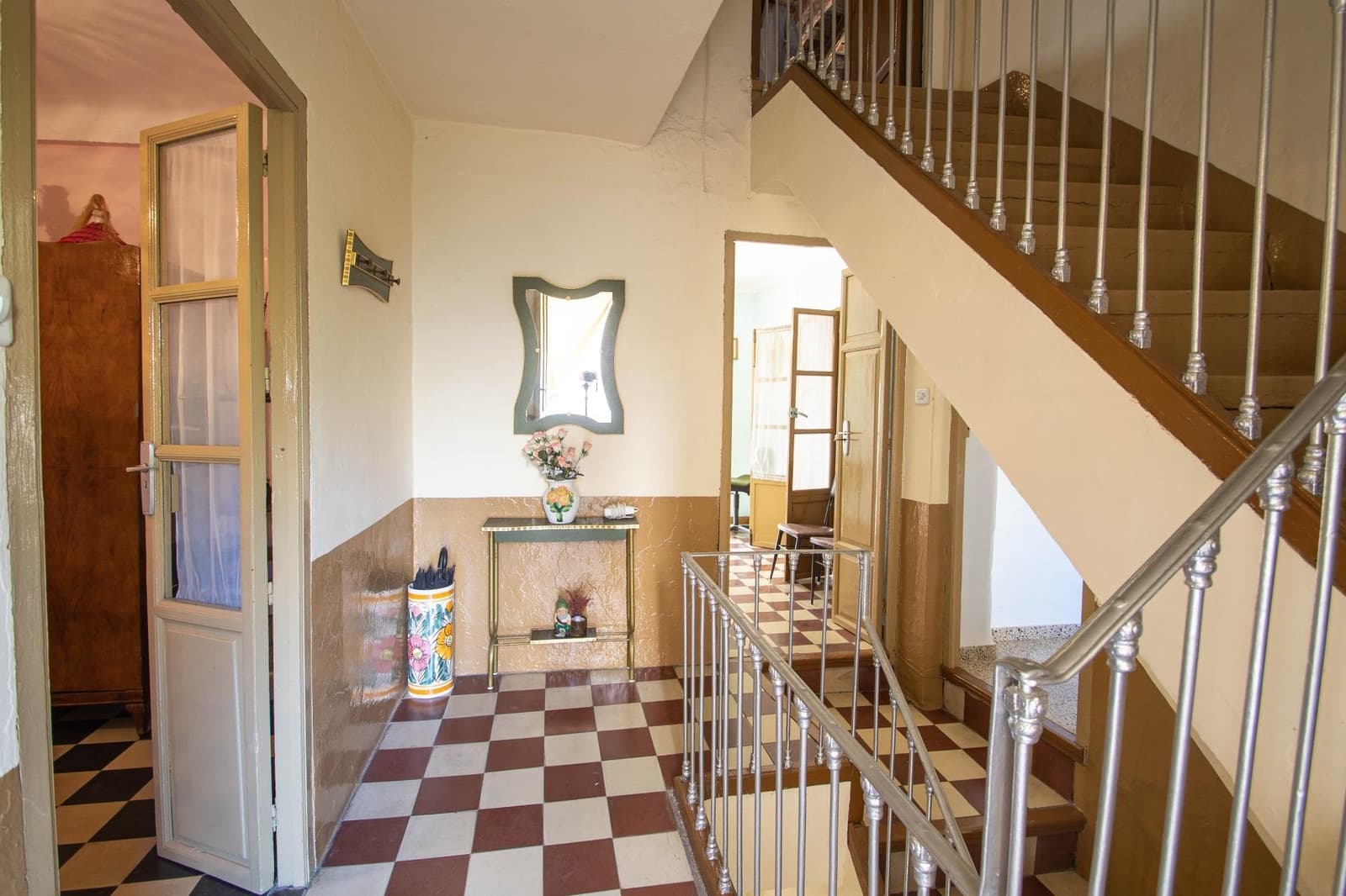 6 bedroom Terraced Villa for sale in Illora - € 89,000 (Ref: 9726709)