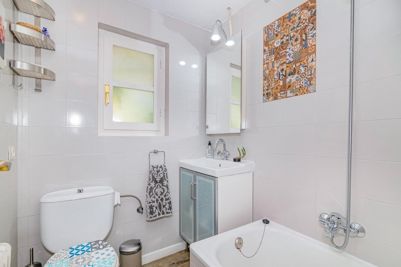 4 bedroom Villa for sale in Albolote with pool garage - € 339,000 (Ref: 9726710)