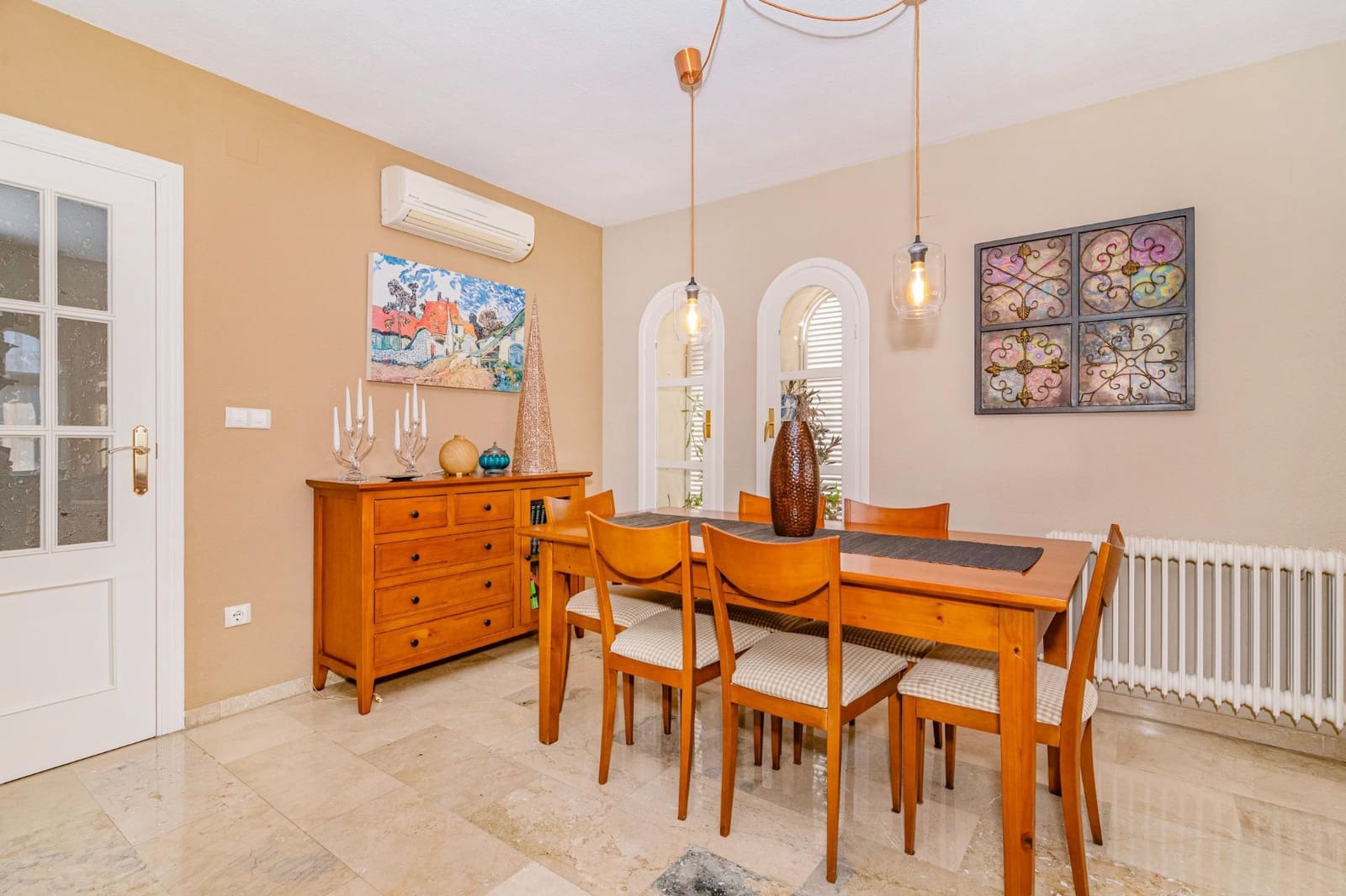 4 bedroom Villa for sale in Albolote with pool garage - € 339,000 (Ref: 9726710)