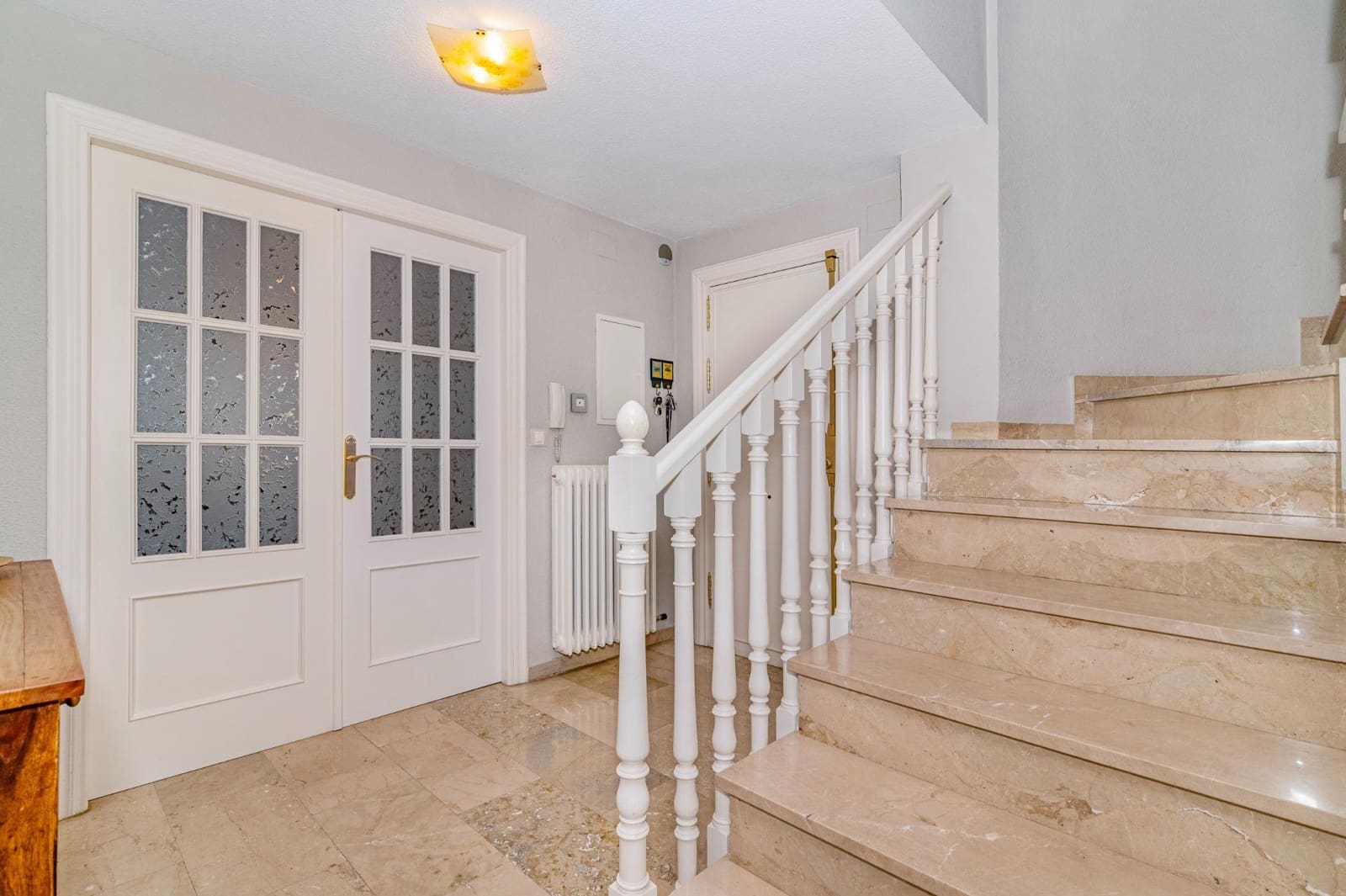 4 bedroom Villa for sale in Albolote with pool garage - € 339,000 (Ref: 9726710)