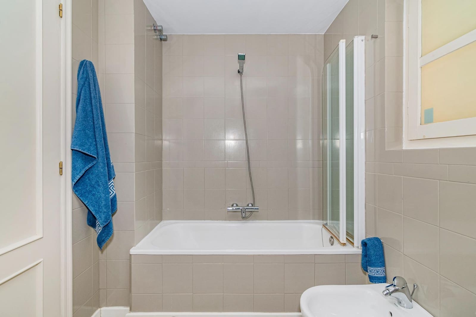 4 bedroom Villa for sale in Albolote with pool garage - € 339,000 (Ref: 9726710)