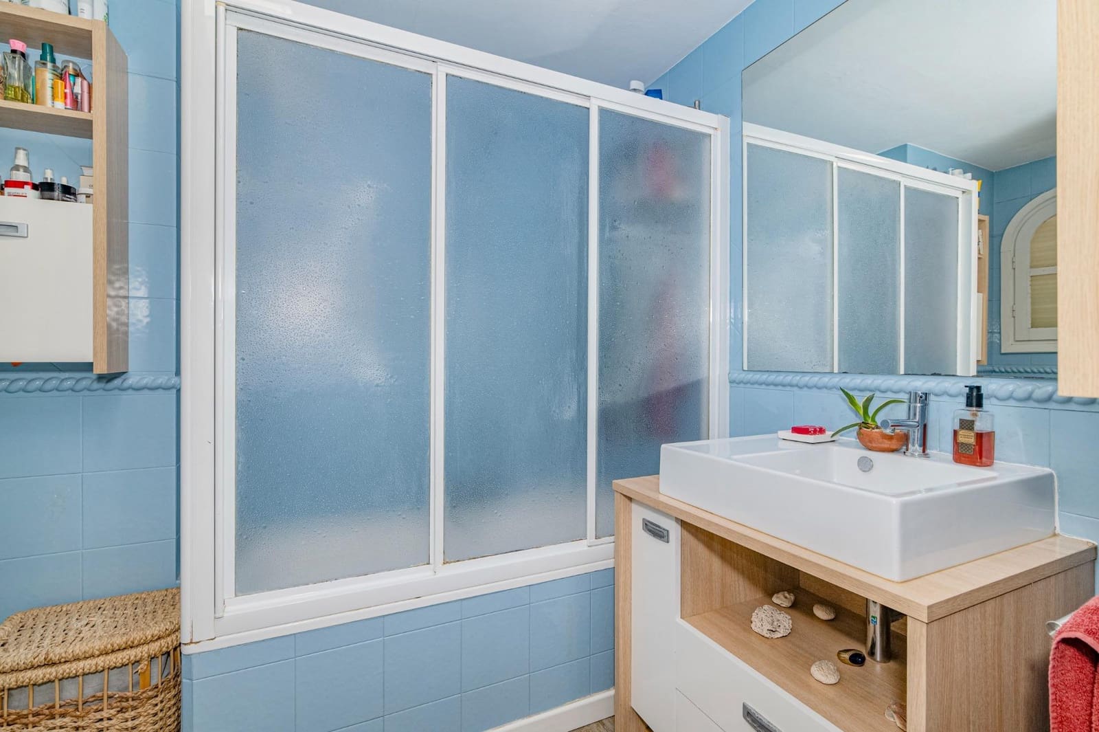 4 bedroom Villa for sale in Albolote with pool garage - € 339,000 (Ref: 9726710)