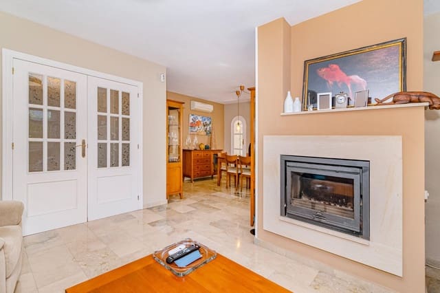 4 quarto Moradia para venda em Albolote com piscina garagem - 339 000 € (Ref: 9726710)