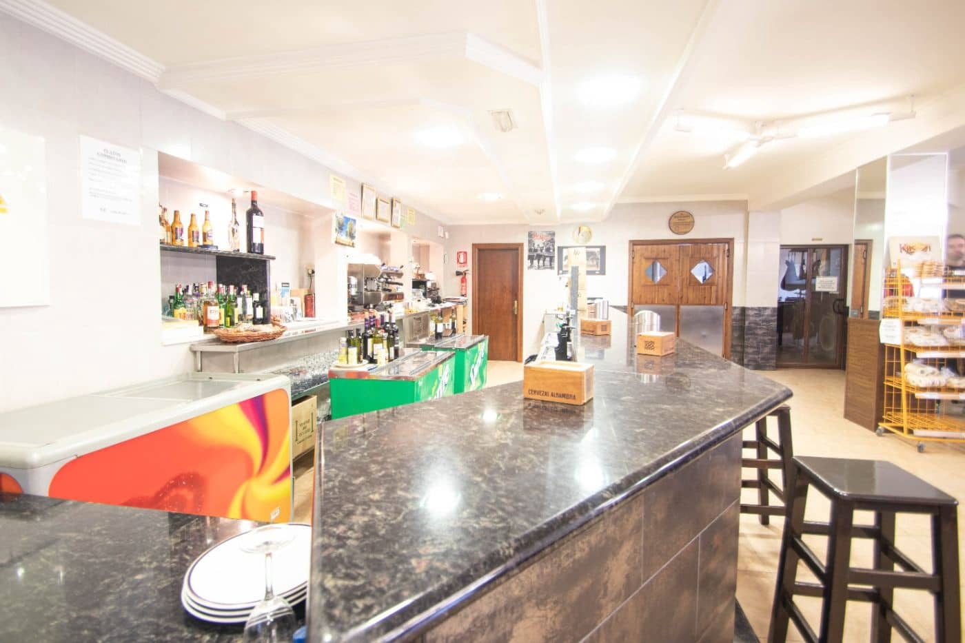 Commercial for sale in Cullar with garage - € 295,000 (Ref: 9735654)