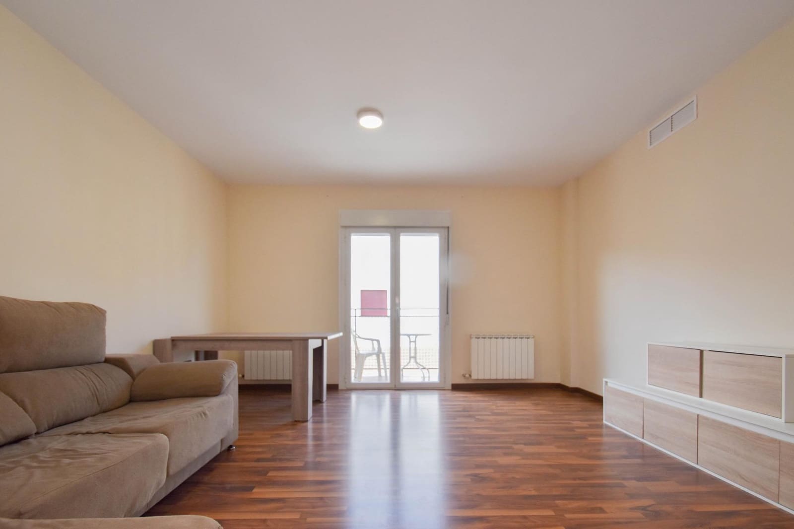 2 soverom Leilighet til salgs i Atarfe med garasje - € 159 000 (Ref: 9748086)