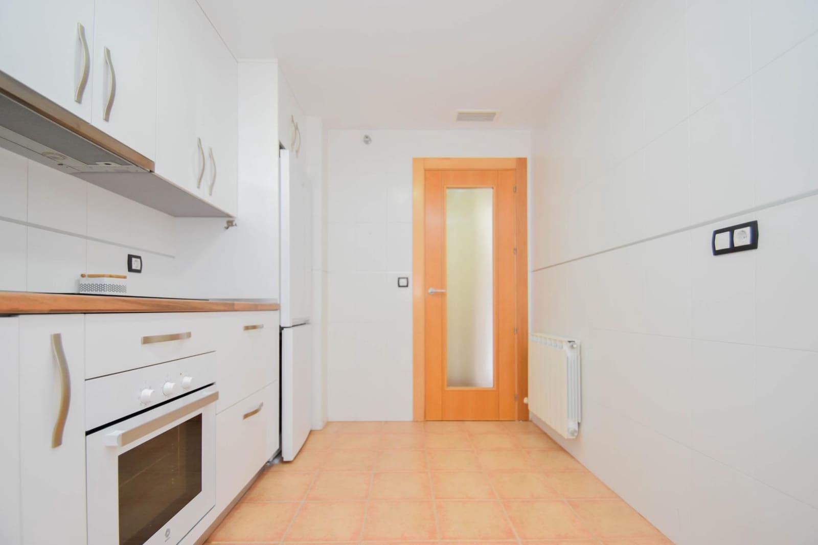 2 soverom Leilighet til salgs i Atarfe med garasje - € 159 000 (Ref: 9748086)