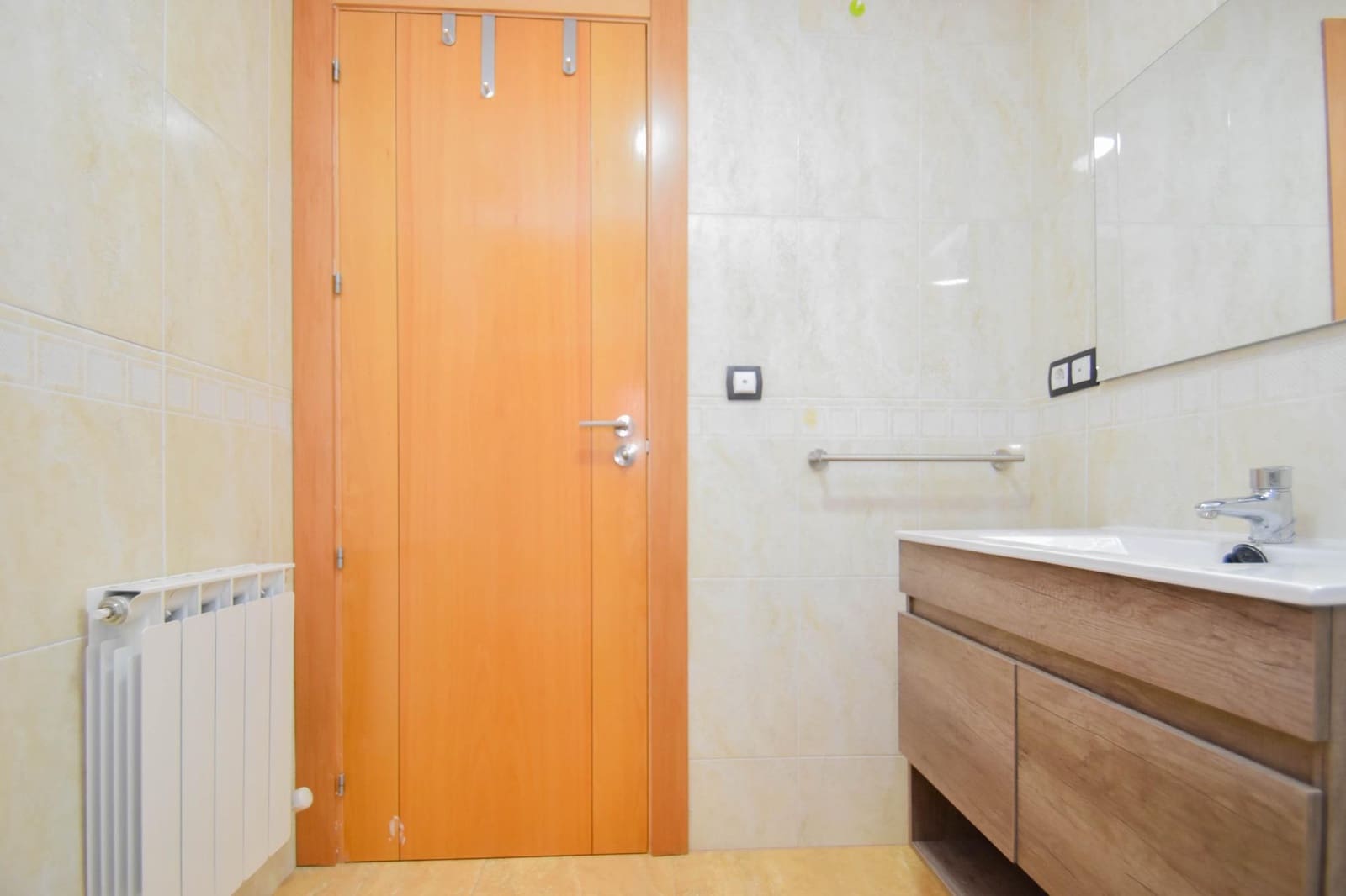 2 soverom Leilighet til salgs i Atarfe med garasje - € 159 000 (Ref: 9748086)