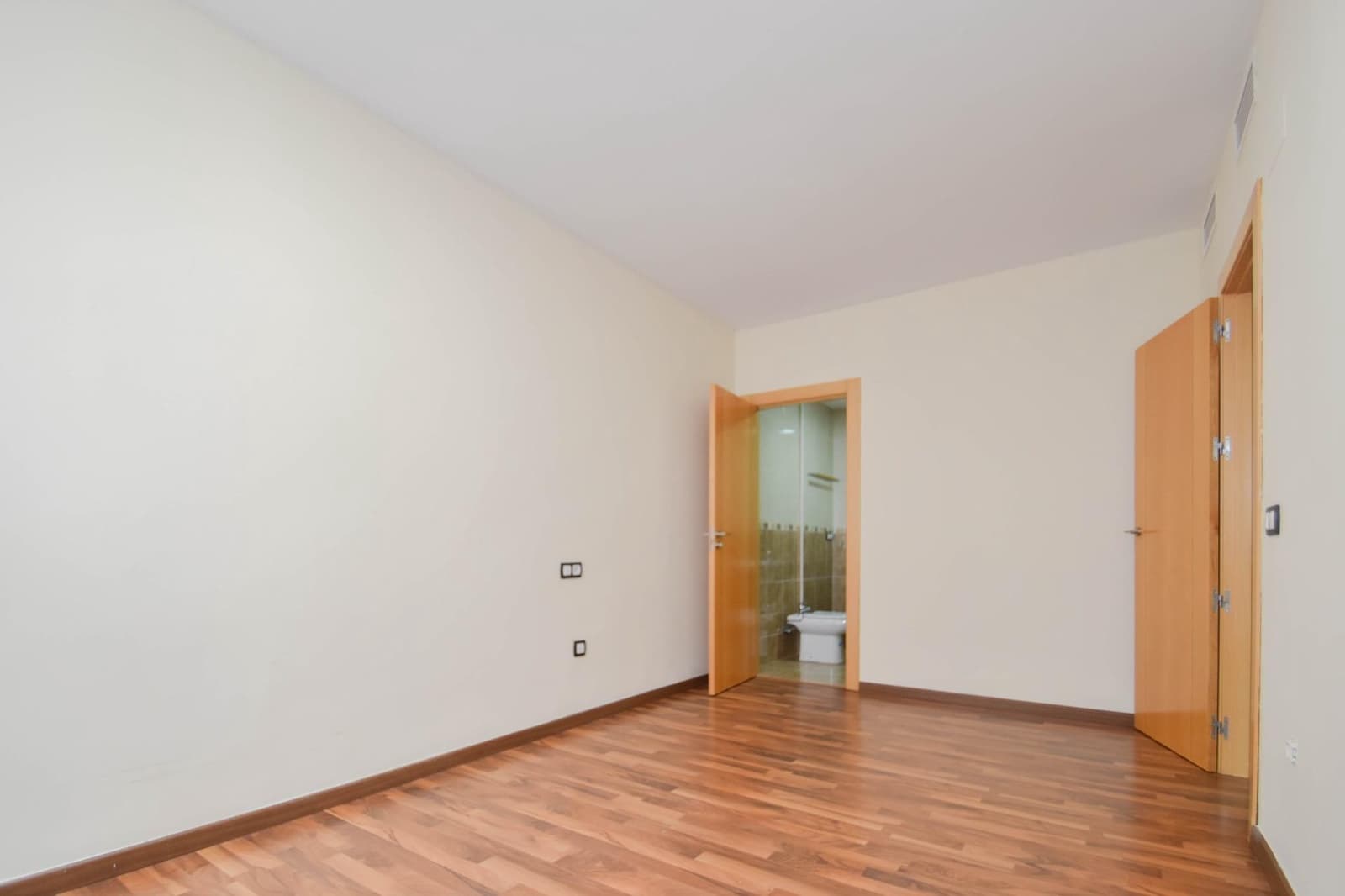 2 soverom Leilighet til salgs i Atarfe med garasje - € 159 000 (Ref: 9748086)