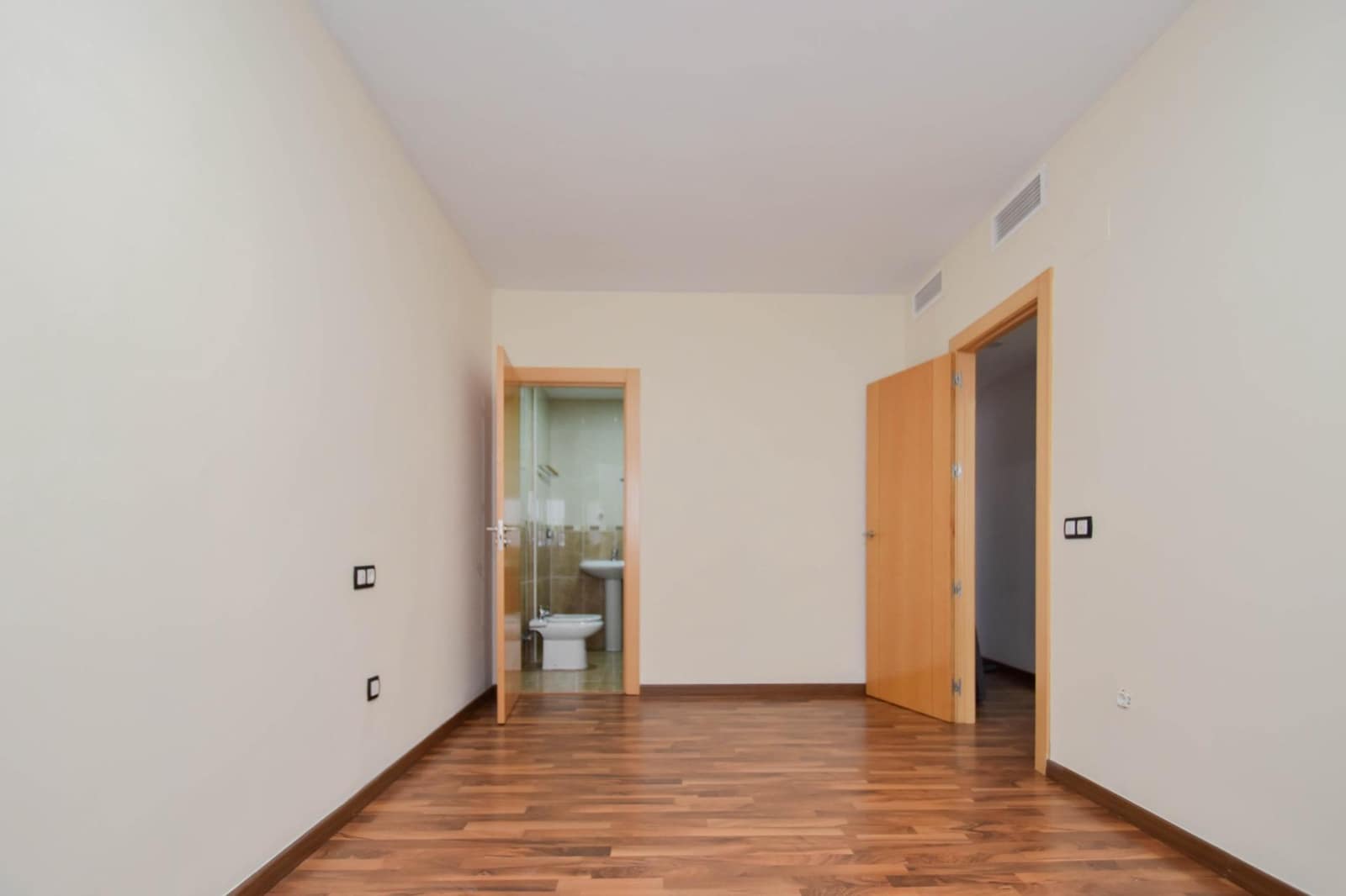 2 soverom Leilighet til salgs i Atarfe med garasje - € 159 000 (Ref: 9748086)