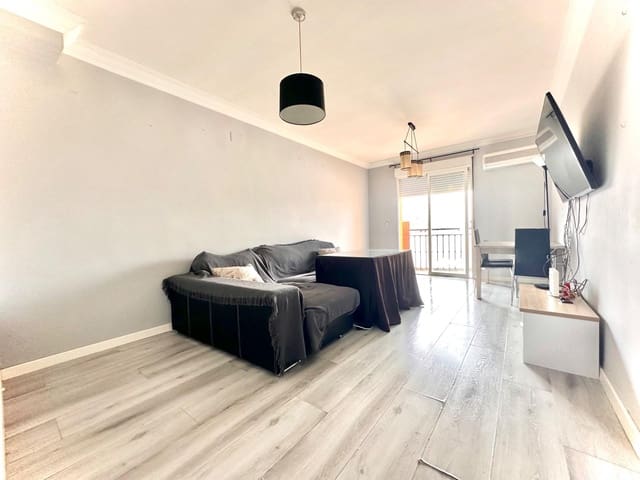 3 bedroom Flat for sale in Cogollos Vega with garage - € 99,990 (Ref: 9748087)