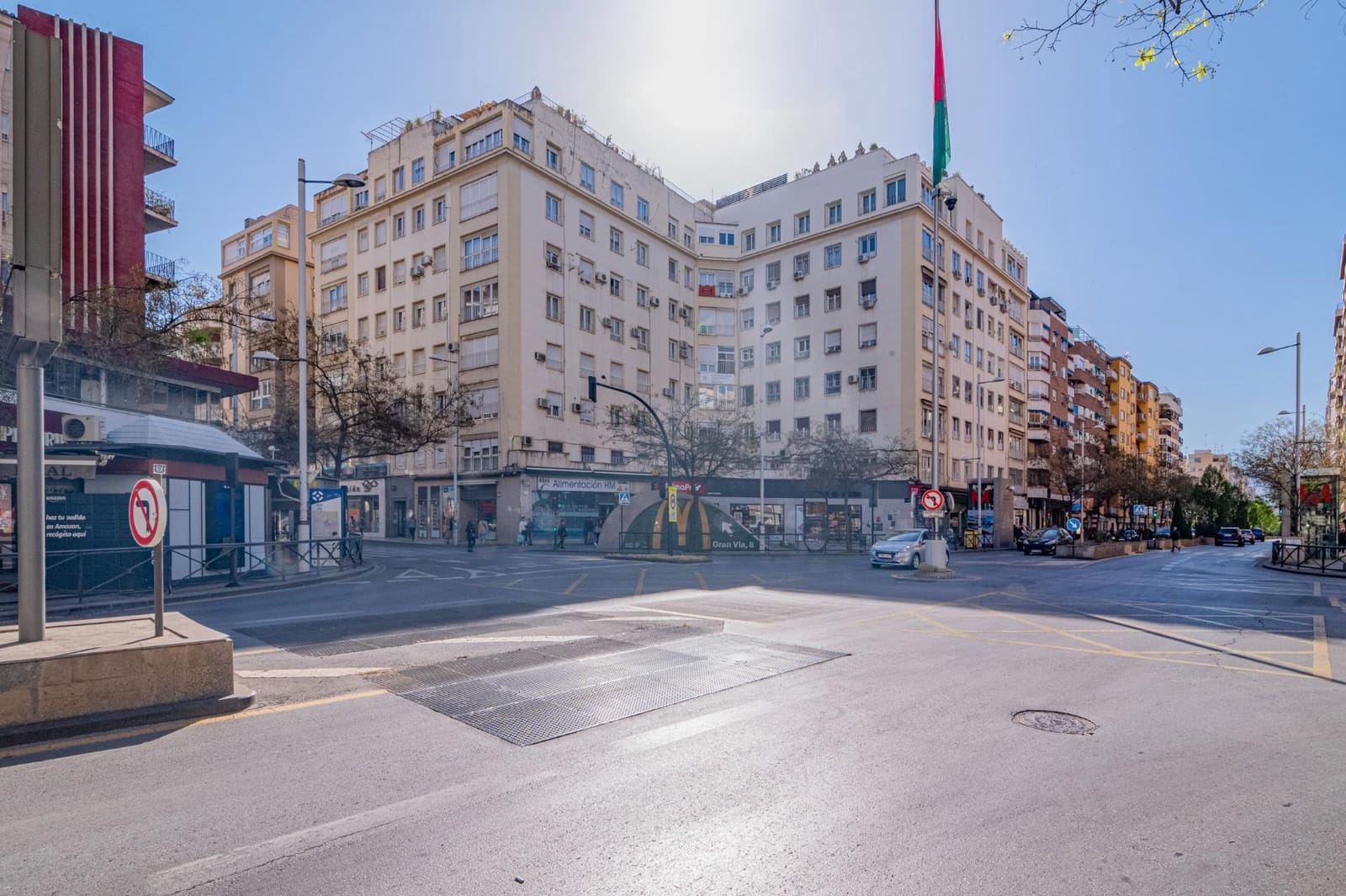 3 soveværelse Lejlighed til salg i Granada by - € 329.000 (Ref: 9755784)