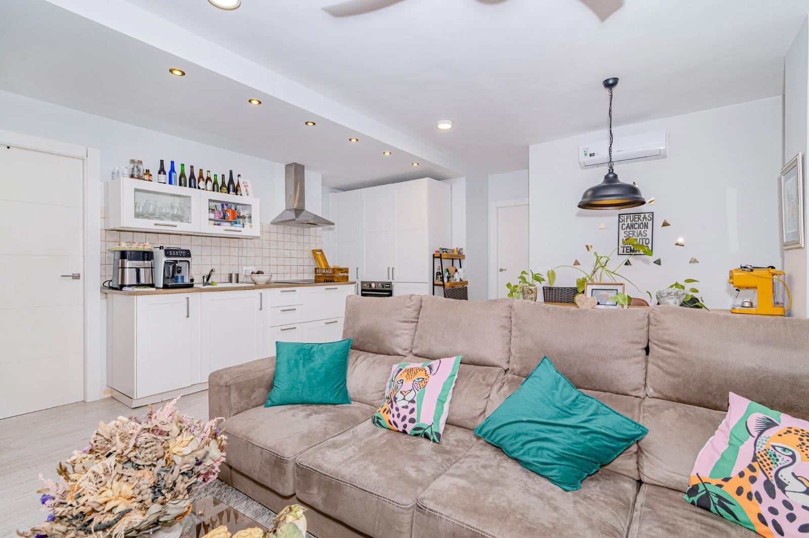 3 soveværelse Lejlighed til salg i Granada by - € 329.000 (Ref: 9755784)