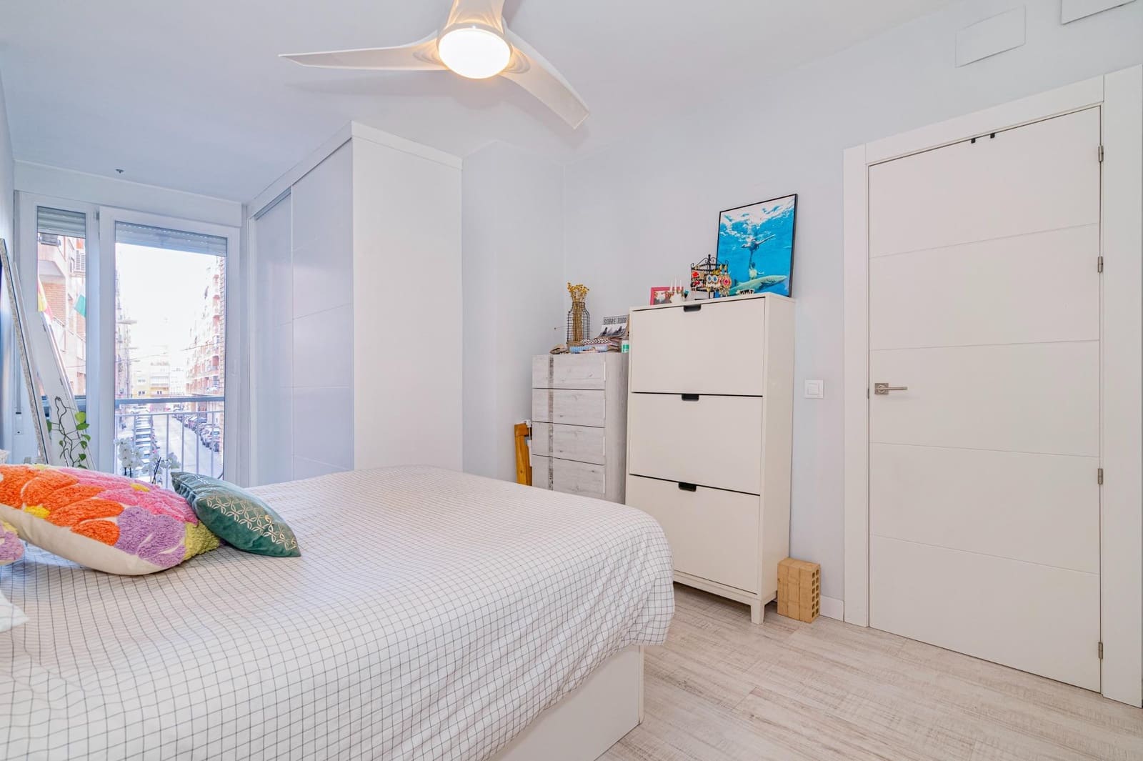 3 soveværelse Lejlighed til salg i Granada by - € 329.000 (Ref: 9755784)