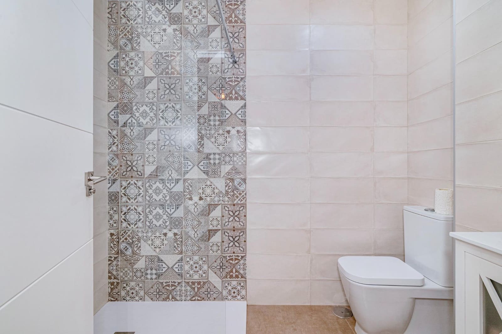 3 soveværelse Lejlighed til salg i Granada by - € 329.000 (Ref: 9755784)