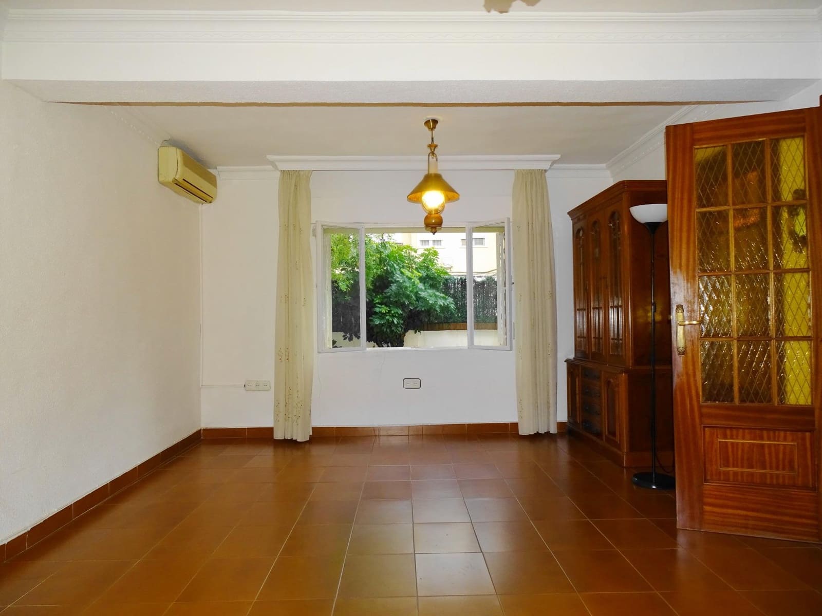 4 sovrum Radhus till salu i Granada stad - 350 000 € (Ref: 9755785)