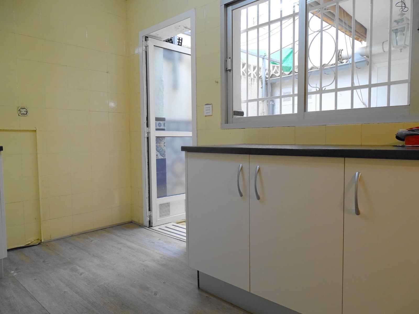 4 bedroom Terraced Villa for sale in Granada city - € 350,000 (Ref: 9755785)