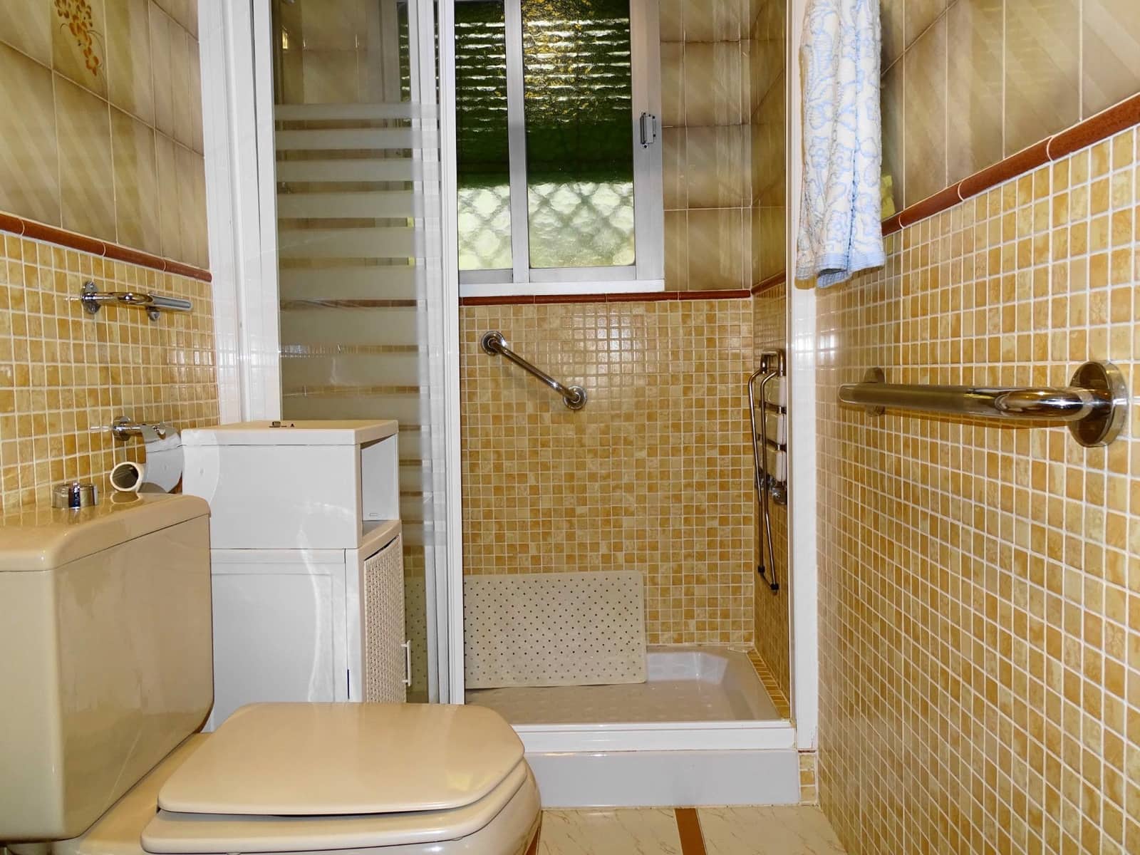 4 bedroom Terraced Villa for sale in Granada city - € 350,000 (Ref: 9755785)