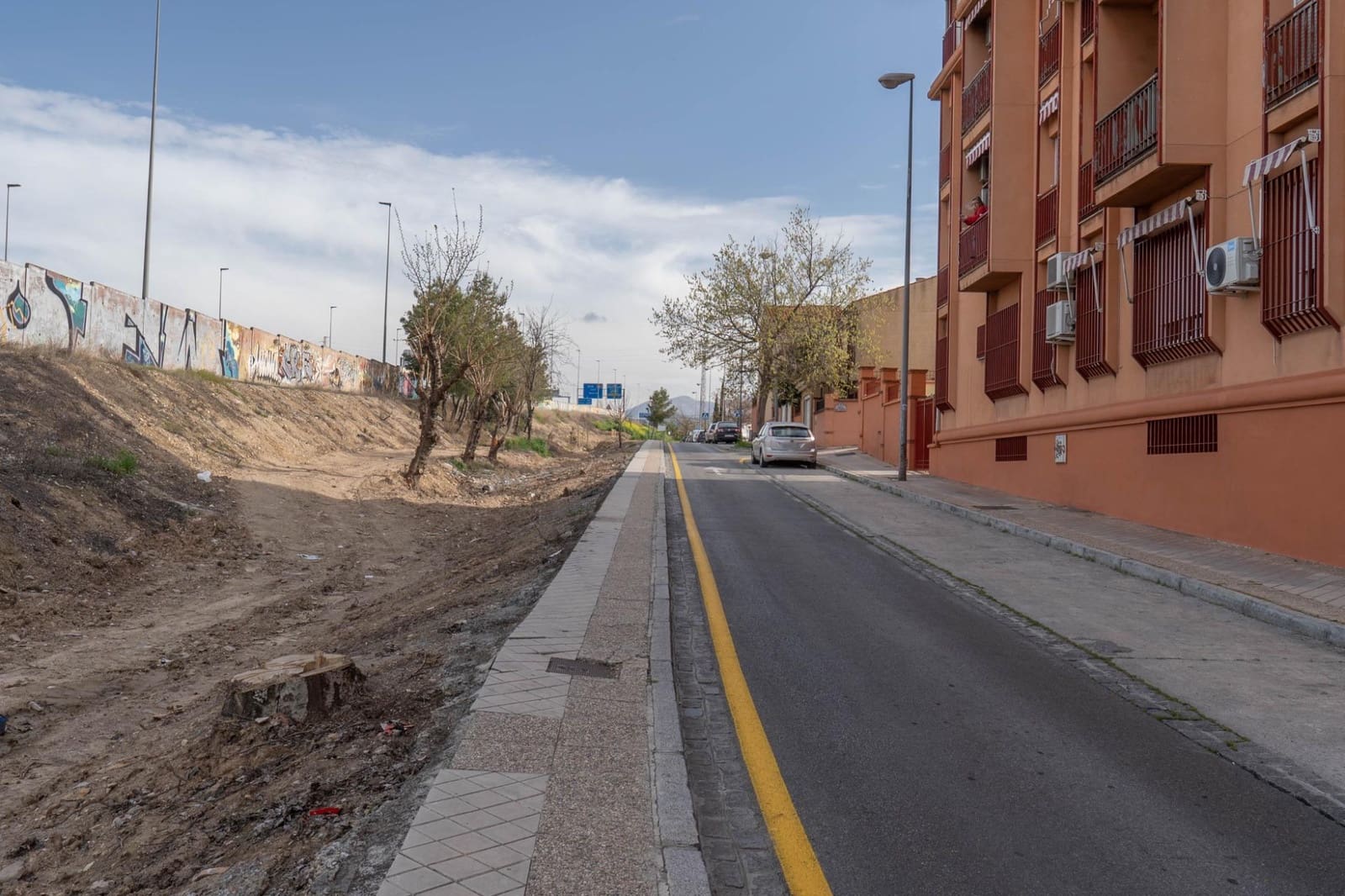 3 bedroom Flat for sale in Granada city with garage - € 240,000 (Ref: 9759044)