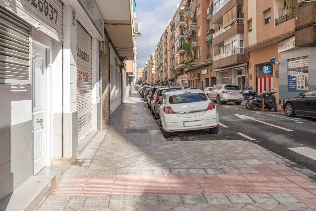 4 soverom Leilighet til salgs i Granada by - € 255 000 (Ref: 9759045)