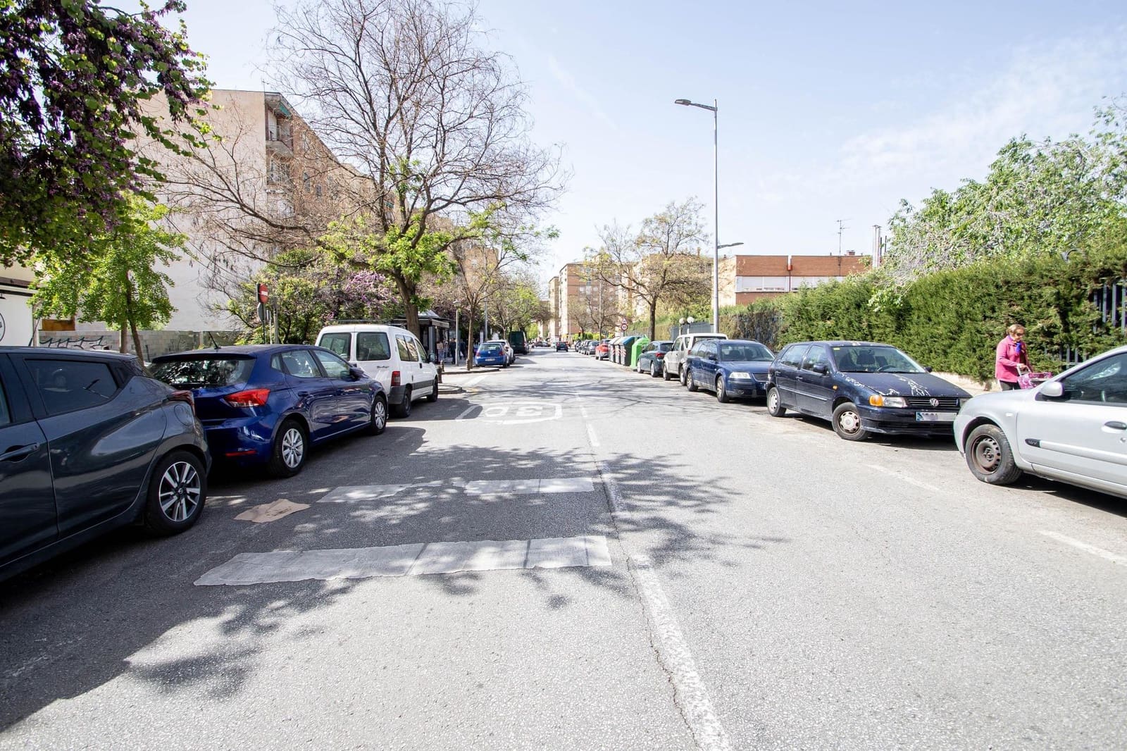 3 soveværelse Erhverv til leje i Granada by - € 500 (Ref: 9762052)