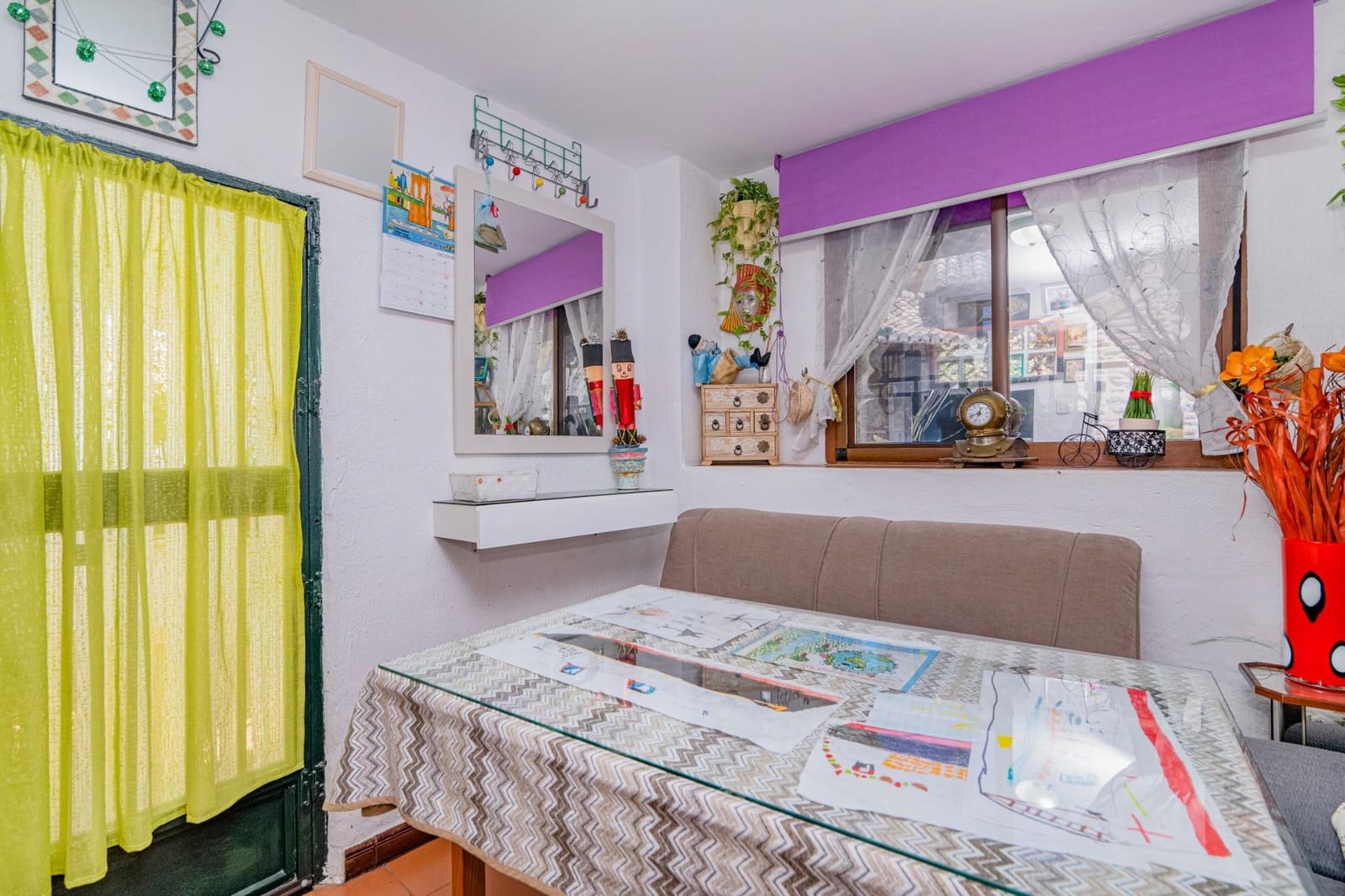 4 slaapkamer Villa te koop in Granada stad - € 345.000 (Ref: 9773140)