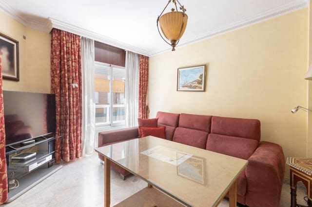 4 soveværelse Lejlighed til salg i Pajaritos - Plaza de Toros, Granada by med garage - € 435.000 (Ref: 9780665)
