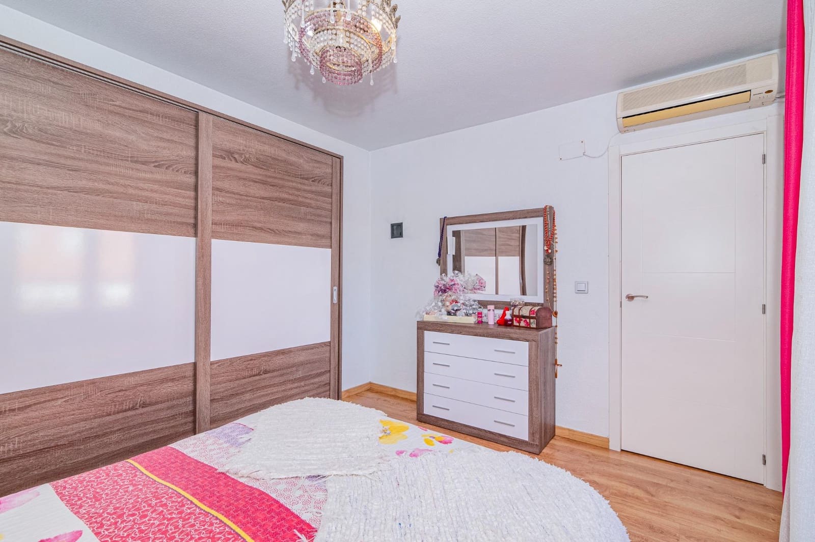 3 soveværelse Villa til salg i Cijuela med swimmingpool garage - € 188.500 (Ref: 9788470)