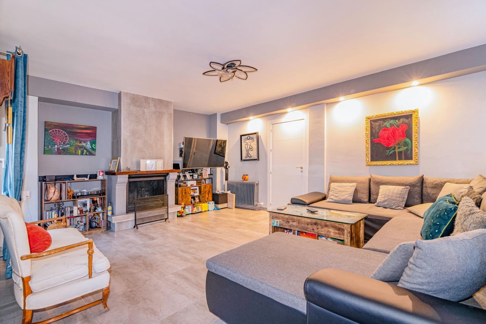 Pareado de 5 habitaciones en Peligros en venta con piscina garaje - 420.000 € (Ref: 9794731)