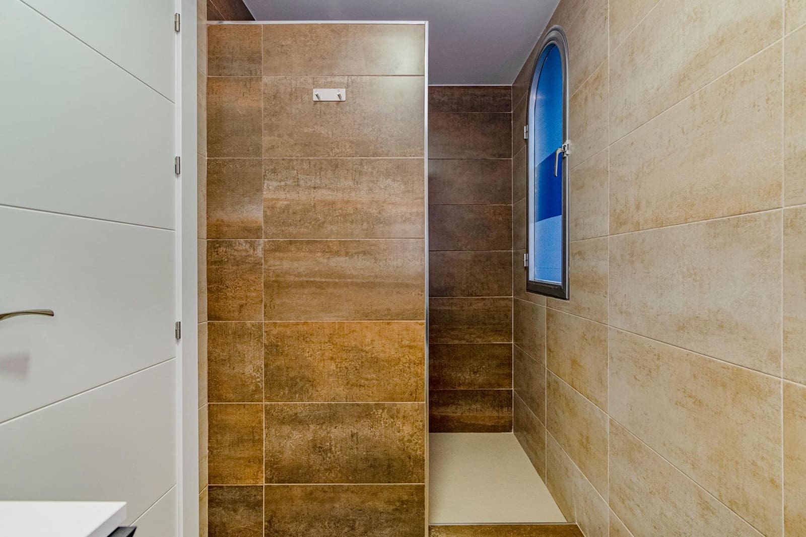 Pareado de 5 habitaciones en Peligros en venta con piscina garaje - 420.000 € (Ref: 9794731)