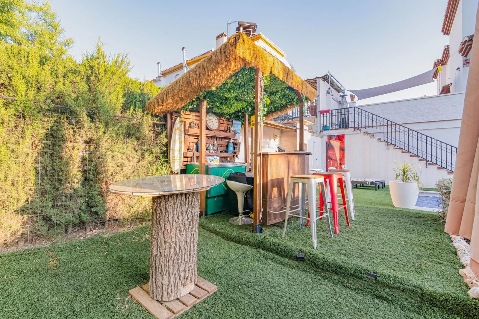 Pareado de 5 habitaciones en Peligros en venta con piscina garaje - 420.000 € (Ref: 9794731)