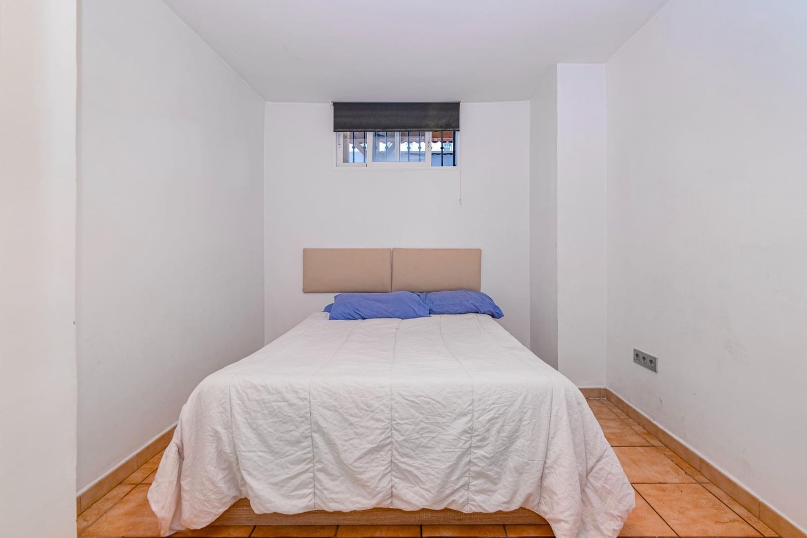 Pareado de 5 habitaciones en Peligros en venta con piscina garaje - 420.000 € (Ref: 9794731)