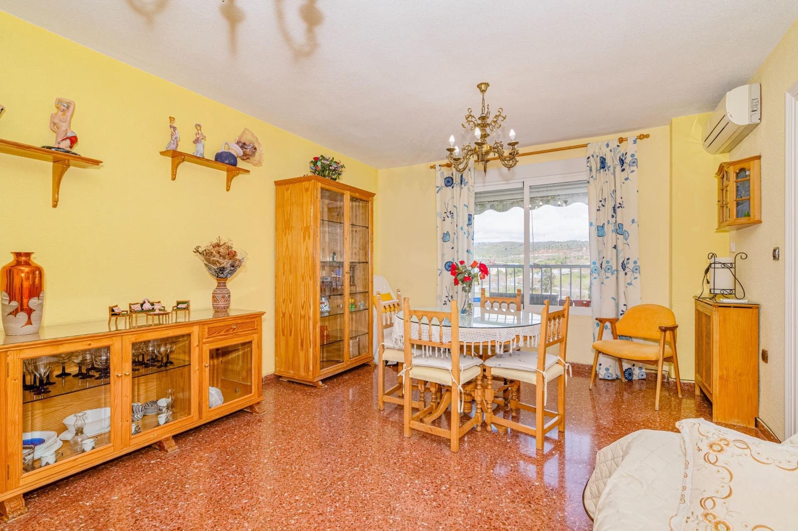 3 soverom Leilighet til salgs i Granada by med garasje - € 136 000 (Ref: 9797212)